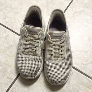 Skechers Go walk
Preloved
US 7.5